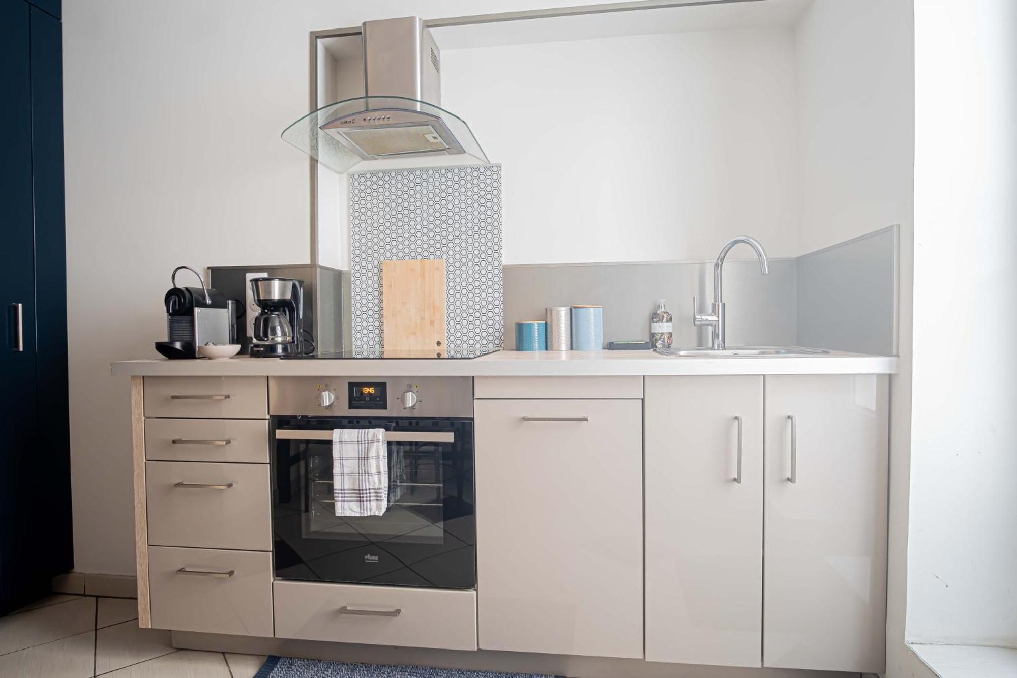 Triplex Cathedrale Parking Gratuit Apartment Reims Exterior foto