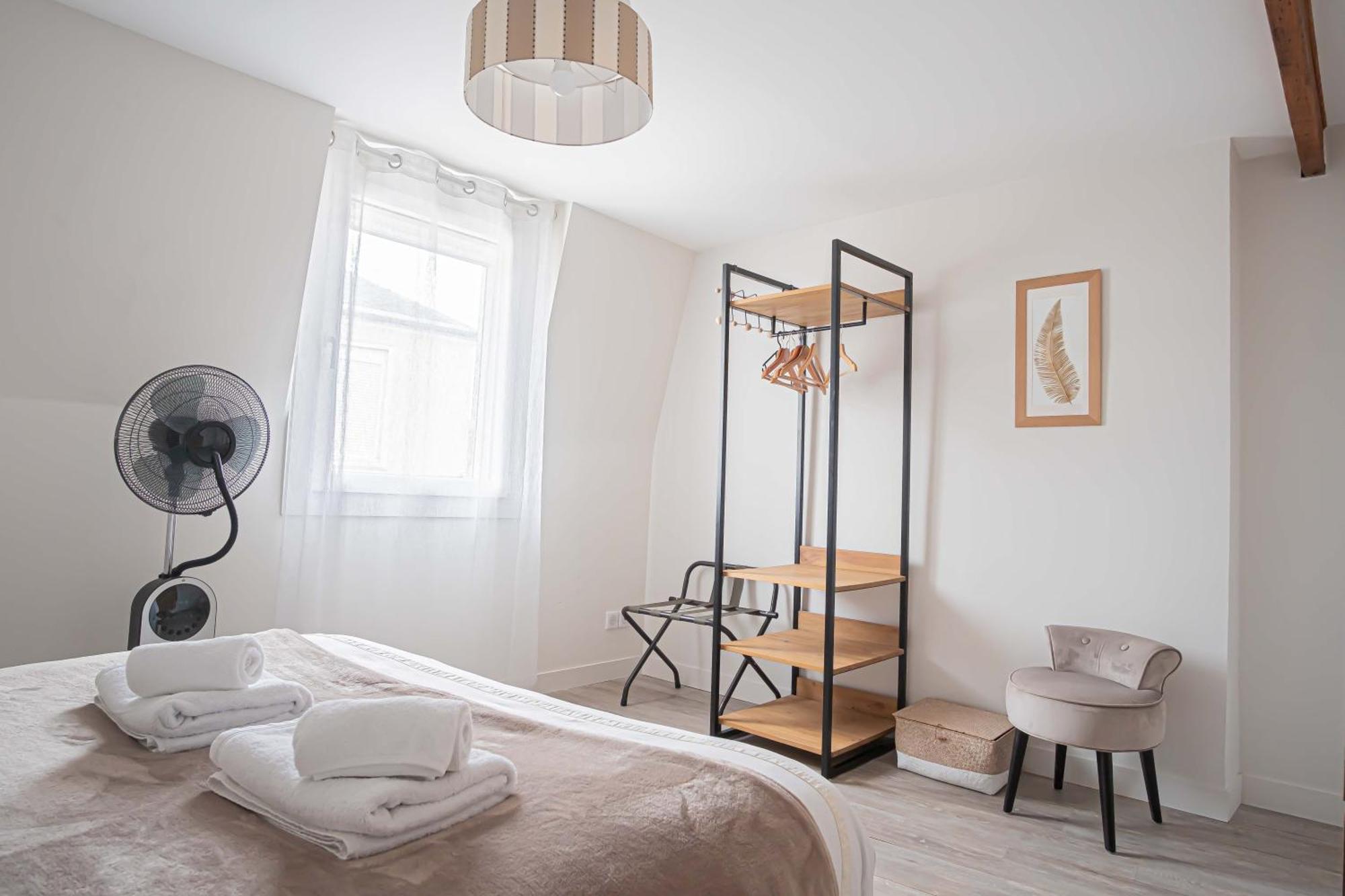 Triplex Cathedrale Parking Gratuit Apartment Reims Exterior foto